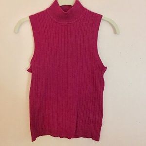 DELIGHTFUL DEALS 💰 White Stag sleeveless mock turtleneck sweater
